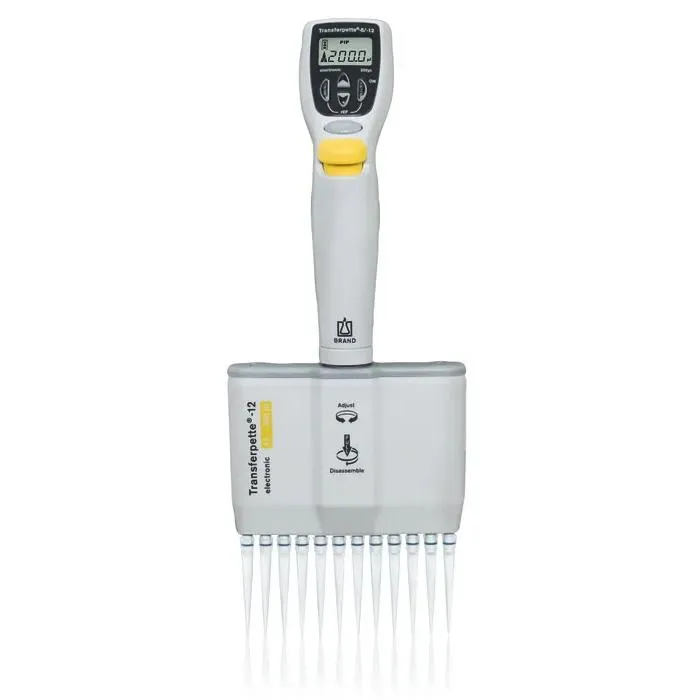 BRAND 12-Kanal Mehrkanal-Mikroliterpipette Transferpette-12 electronic Elektronische 12-Kanal BRAND Mehrkanal-Mikroliterpipette Transferpette-12 electronic von 10 bis 200 µl mit aufgesetzten Spitzen.