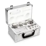 KERN Gewichtssatz der OIML-Klasse E1 von 1 mg bis 2 kg aus poliertem Edelstahl in robustem Aluminiumetui.