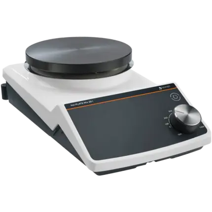 Schrägansicht des Heidolph Hei-PLATE Mix 20 l Magnetrührers ohne Heizfunktion mit Drehregler und runder Aufstellfläche.