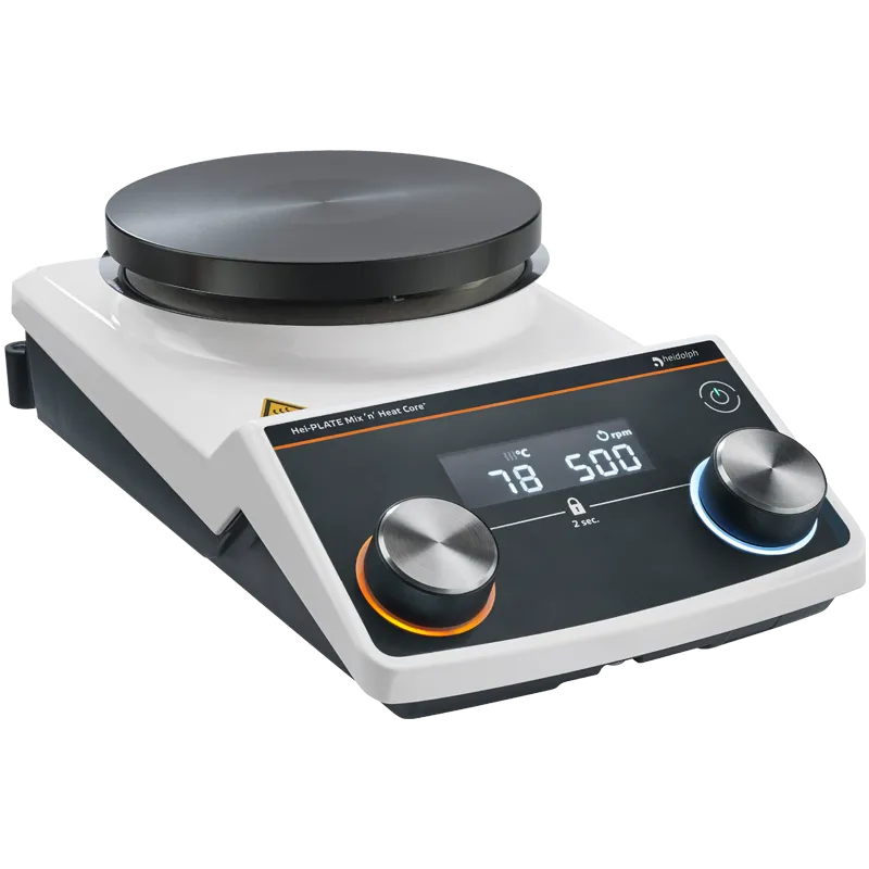 Heidolph Hei-PLATE Mix 'n' Heat Core - Betrieb Eingeschalteter Heidolph Hei-PLATE Mix 'n' Heat Core Magnetrührer mit aktivem Display im Labor.
