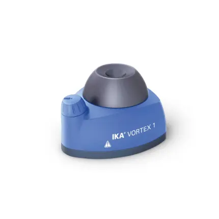 Gesamtansicht des IKA Vortex 1 Vortexschüttlers mit Drehregler und Gummikopf im Labor.