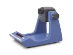 Schrägansicht des IKA Loopster digital Rotators mit digitalem Display und Aufnahmekopf im Labor.