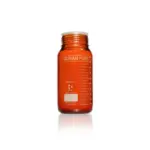 1000 ml DURAN PURE GLS 80 Weithals-Laborflasche aus bernsteinfarbenem Borosilikatglas ohne Verschluss mit Schutzabdeckung und Skala.