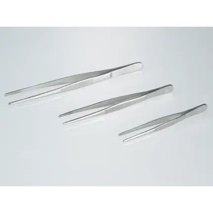 Drei gerade Bürkle Edelstahl-Pinzetten in verschiedenen Größen (105 mm, 130 mm, 160 mm) mit stumpfen Enden für präzise Laborarbeiten.