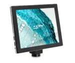 Frontansicht der KERN ODC 241 Mikroskop-Tablet-Kamera mit 9,7" Touchscreen, 5 MP und C-Mount mit mikroskopischer Probe auf dem Display