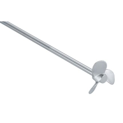 Ansicht des IKA R 1381 Propellerrührers (3-flügelig, 350 mm Länge, Ø 45 mm, AISI 316L) mit Edelstahlwelle und präzise geformtem Propellerkopf vor weißem Hintergrund