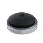 IKA MIX.VX Schüttelaufsatz als Vortex- und Kreisschüttler-Aufsatz mit schwarzem Gummikopf und silberner Basis mit IKA-Logo für den IKA MIXSTER vor hellem Hintergrund