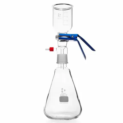 DURAN Filtrationsapparatur für 47-mm-Membranen, 500 ml Aufsatz und 2000 ml Saugflasche, Borosilikatglas 3.3 in Vorderansicht im freigestellten Format