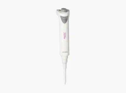 AHN pipet4u Revolution elektronische Einkanal-Mikroliterpipette für den Volumenbereich von 5 bis 100 ul in ergonomischer Ausführung vor hellem Hintergrund