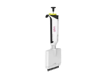 AHN myPette Pro 8-Kanal-Mikroliterpipette für den Volumenbereich von 2 bis 20 ul in ergonomischer Ausführung vor hellem Hintergrund