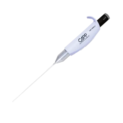 Autoklavierbare CAPP Mikrobiologie-Fixvolumenpipette für Spezialanwendungen und viskose Flüssigkeiten mit den Fixvolumina 100 ul, 900 ul und 1000 ul vor transparentem Hintergrund