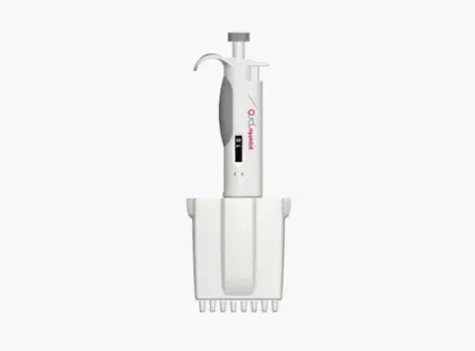 AHN pipet4u Pro 8-Kanal-Mikroliterpipette für den Volumenbereich von 0,5 bis 10 ul in ergonomischer Ausführung vor hellem Hintergrund