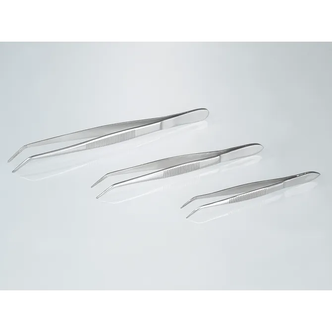 Bürkle Edelstahl-Pinzette spitz abgewinkelt Set Drei abgewinkelte Bürkle Edelstahl-Pinzetten in verschiedenen Größen (105mm, 130mm, 160mm) mit spitzen Enden für präzise Laborarbeiten.